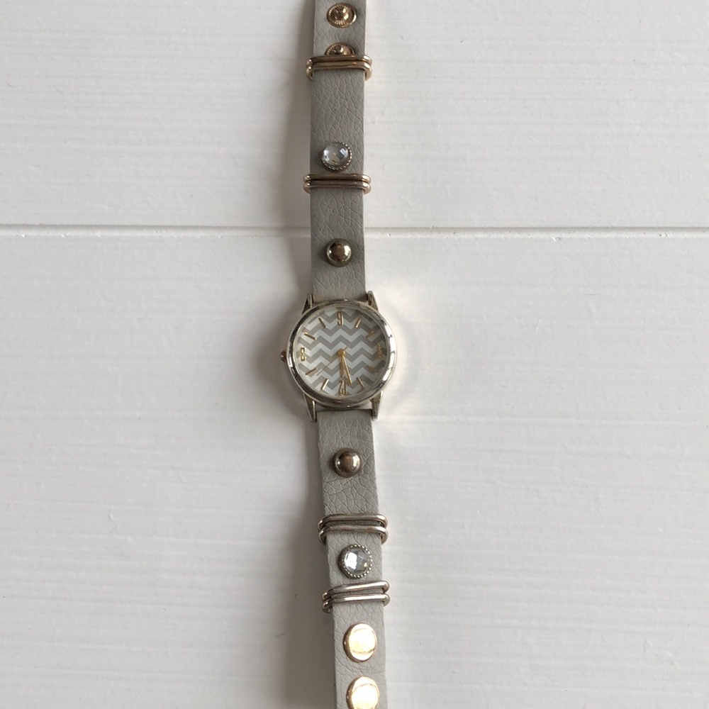 Chevron watch